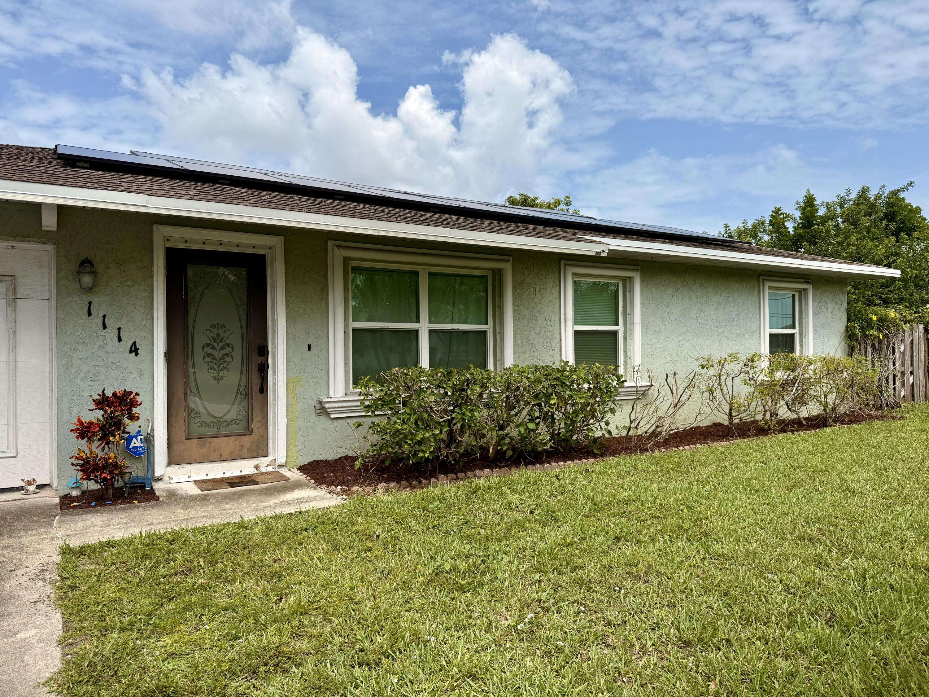 1114 SW Del Rio BLVD, Port Saint Lucie, FL 34953