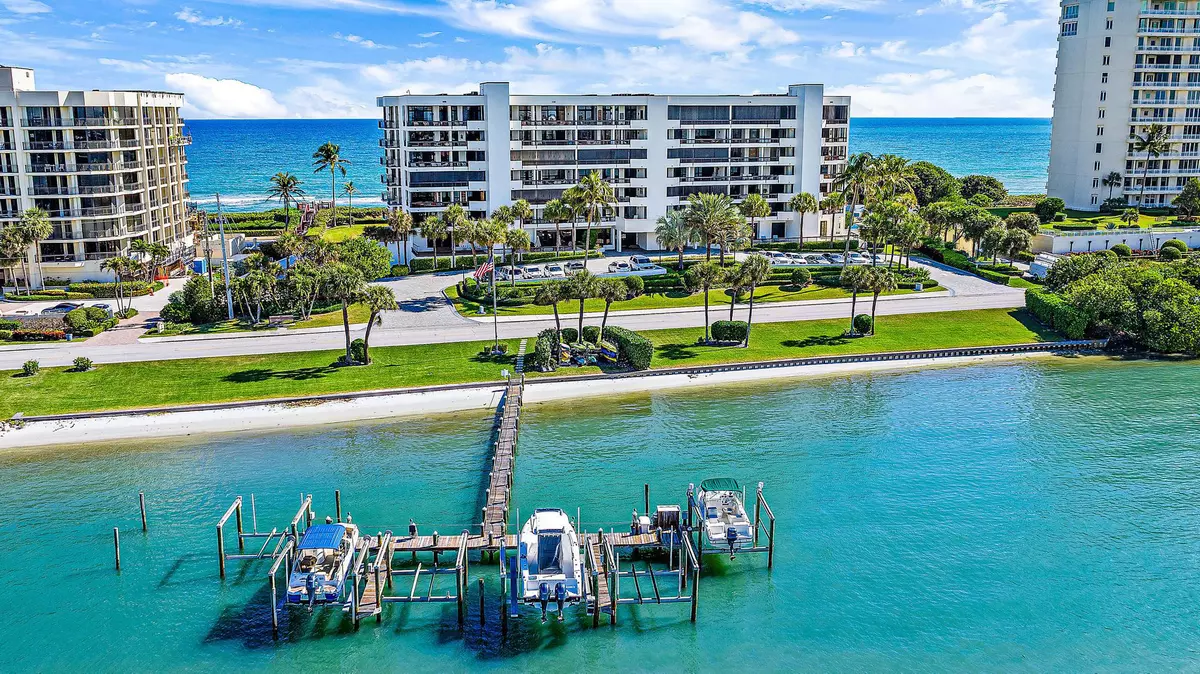 Jupiter, FL 33469,19750 Beach RD 4010