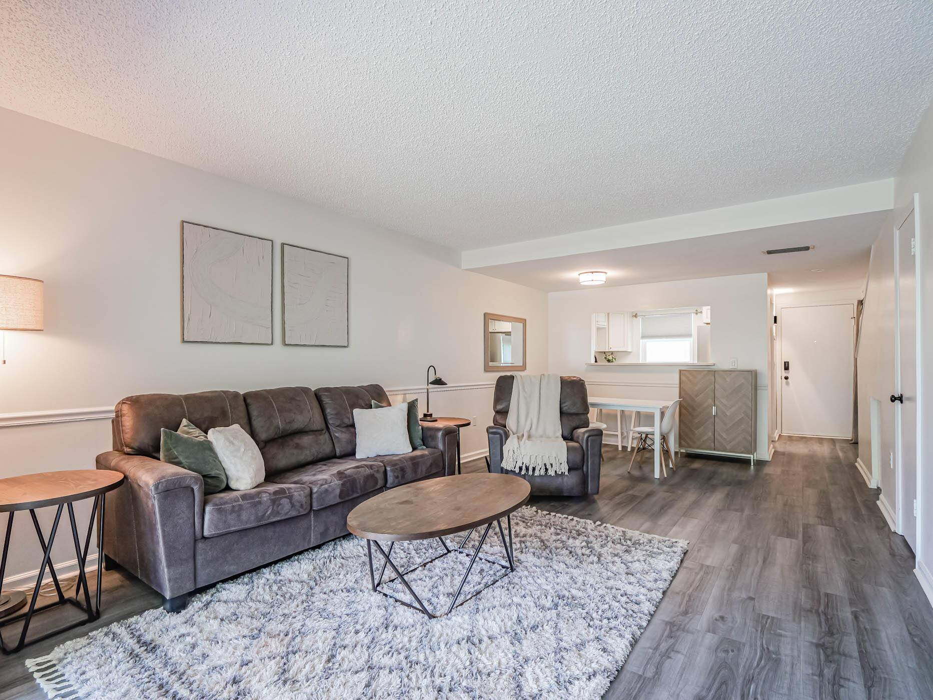Vero Beach, FL 32960,1901 Indian River BLVD 206