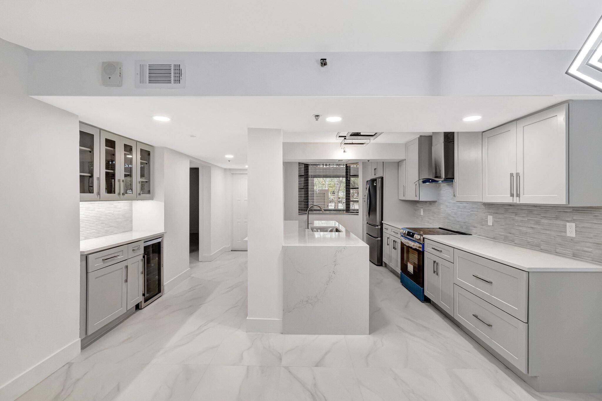 Boca Raton, FL 33433,6420 Boca Del Mar DR 104