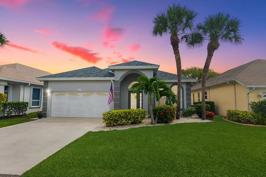 615 NW Monticello PL, Port Saint Lucie, FL 34986