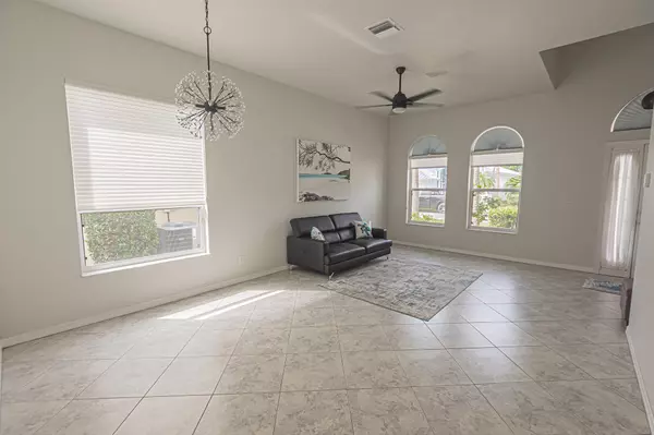 Port Saint Lucie, FL 34986,615 NW Monticello PL