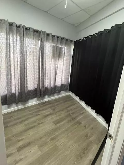 Lake Park, FL 33403,1001 W Jasmine A DR A