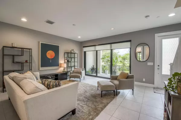 Palm Beach Gardens, FL 33418,5178 Beckman TER