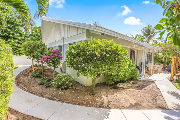 Delray Beach, FL 33483,320 S Ocean BLVD V-F