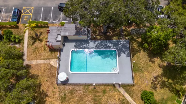 Boca Raton, FL 33486,628 NW 13th ST 11