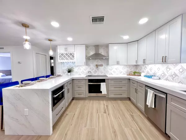 Delray Beach, FL 33444,118 SW 9th AVE