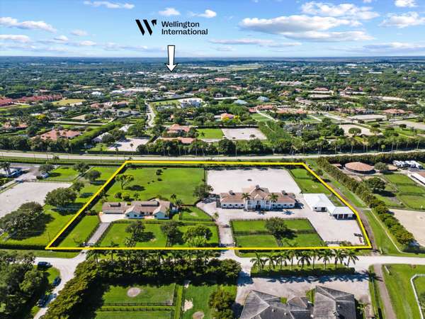 14596 Belmont TRCE Barn, Wellington, FL 33414