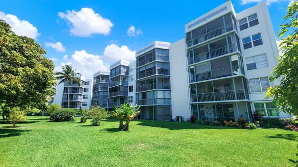 Boca Raton, FL 33487,198 NW 67th ST 508