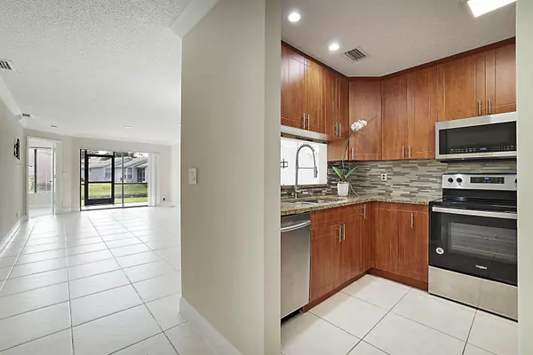 Greenacres, FL 33413,505 Harbour Pointe WAY