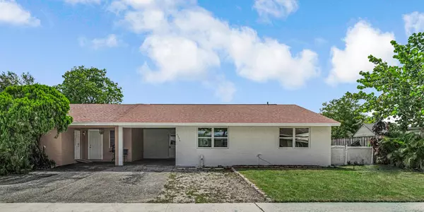 Greenacres, FL 33463,4806 Gladiator CIR