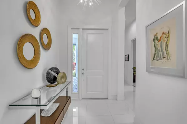 Palm Beach Gardens, FL 33418,5607 Delacroix TER