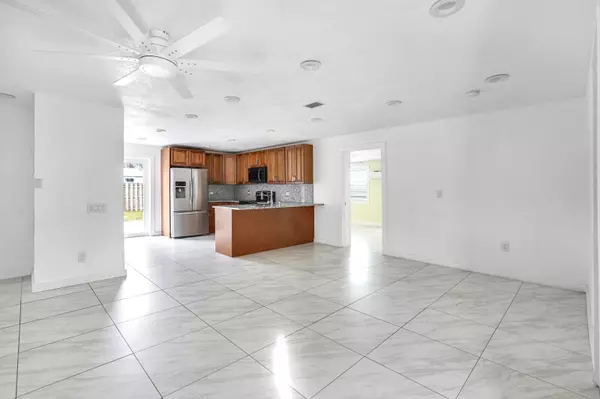 Palm Beach Gardens, FL 33410,4389 Bellewood ST