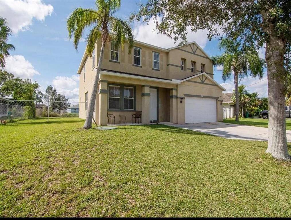 738 SW Dalton CIR, Port Saint Lucie, FL 34953