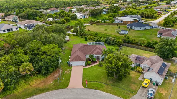 Port Saint Lucie, FL 34953,602 SW Pueblo TER