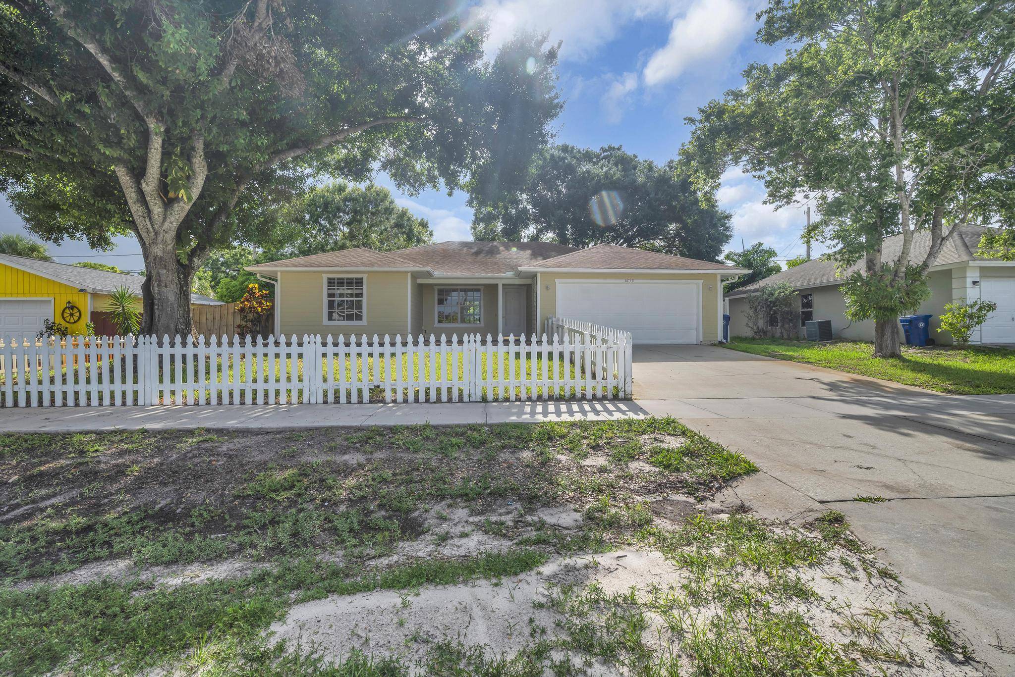 1615 SW 20th AVE, Vero Beach, FL 32962
