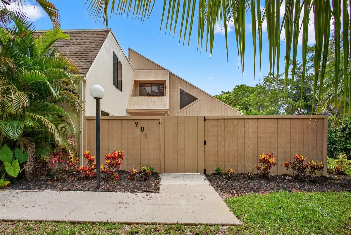 Port Saint Lucie, FL 34952,1100 SE Mitchell AVE 901