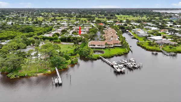 Port Saint Lucie, FL 34952,1100 SE Mitchell AVE 901