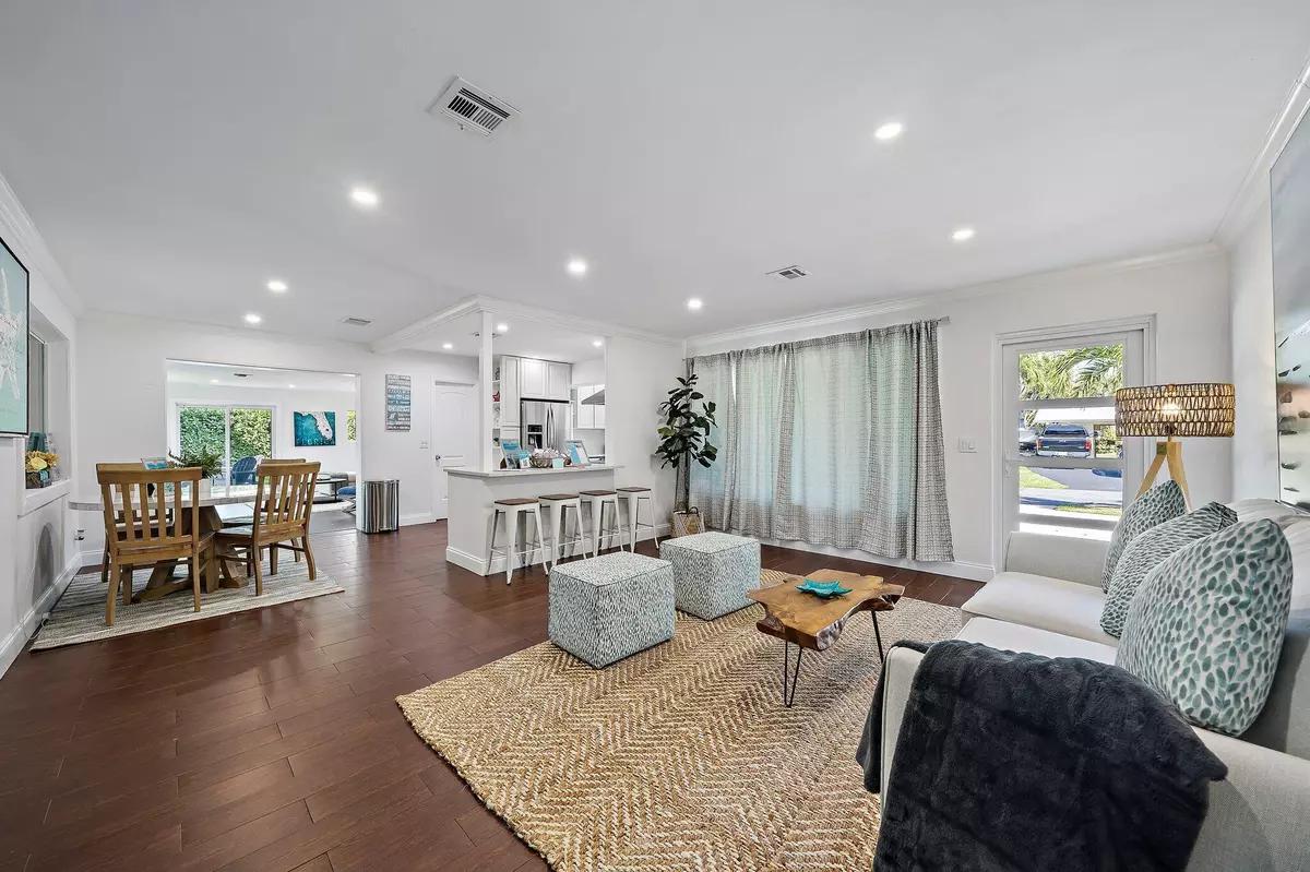 Boynton Beach, FL 33435,722 SW 25th PL