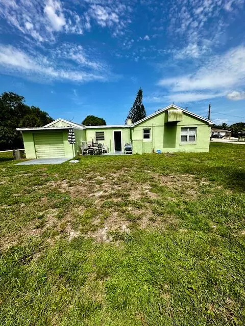 West Palm Beach, FL 33415,225 Marguerita DR