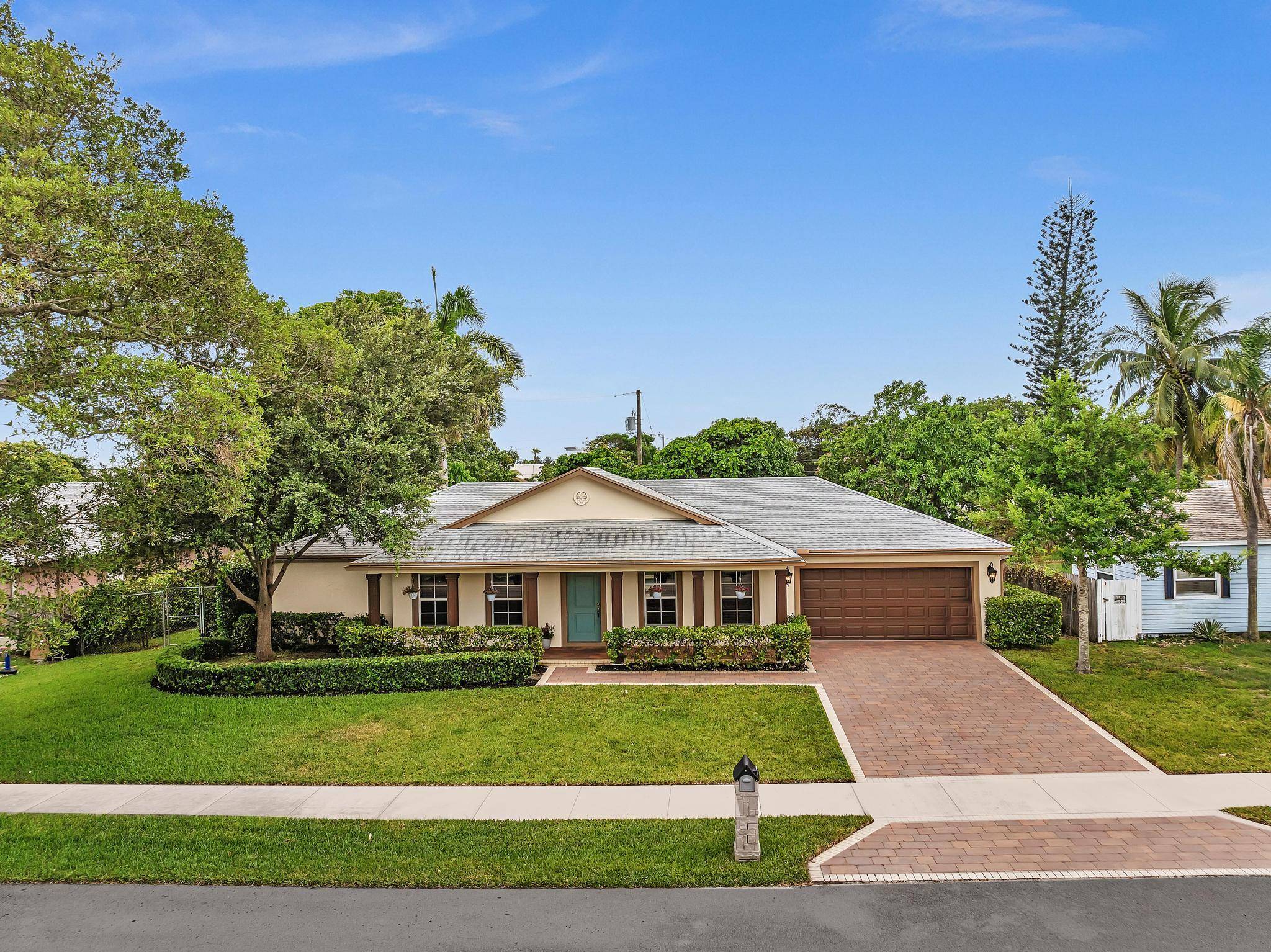 106 Wilson AVE, Delray Beach, FL 33483