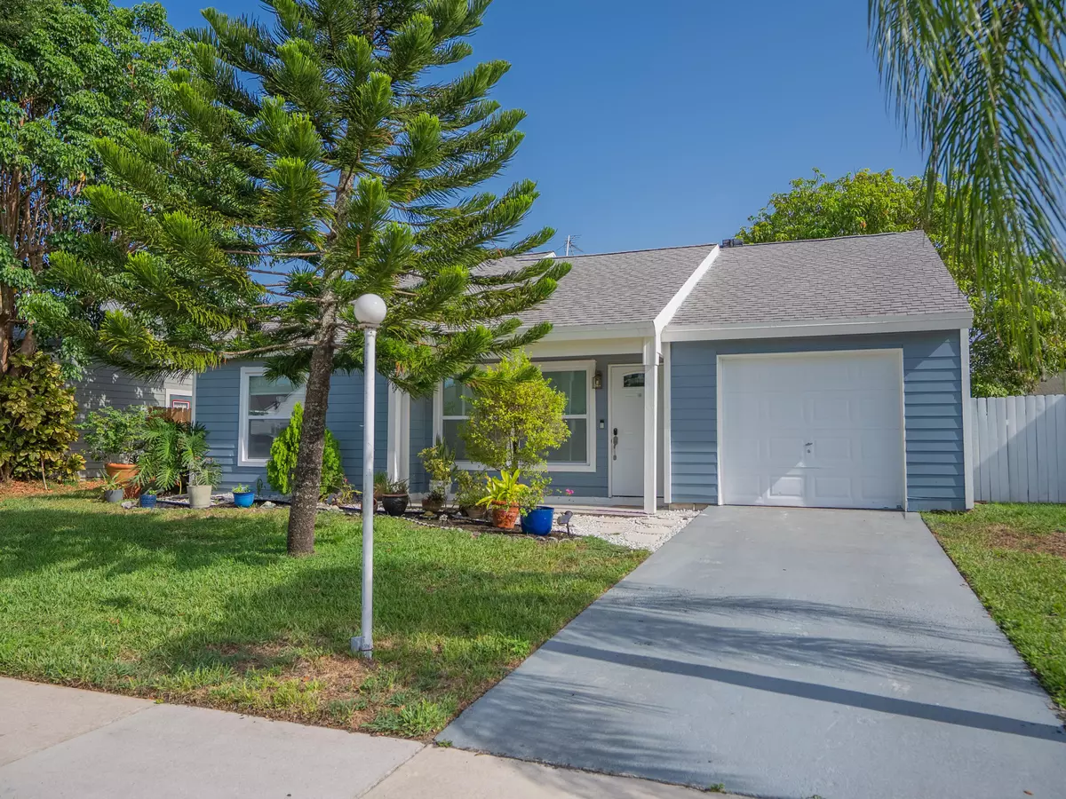 Lake Worth, FL 33467,7771 N Blairwood CIR