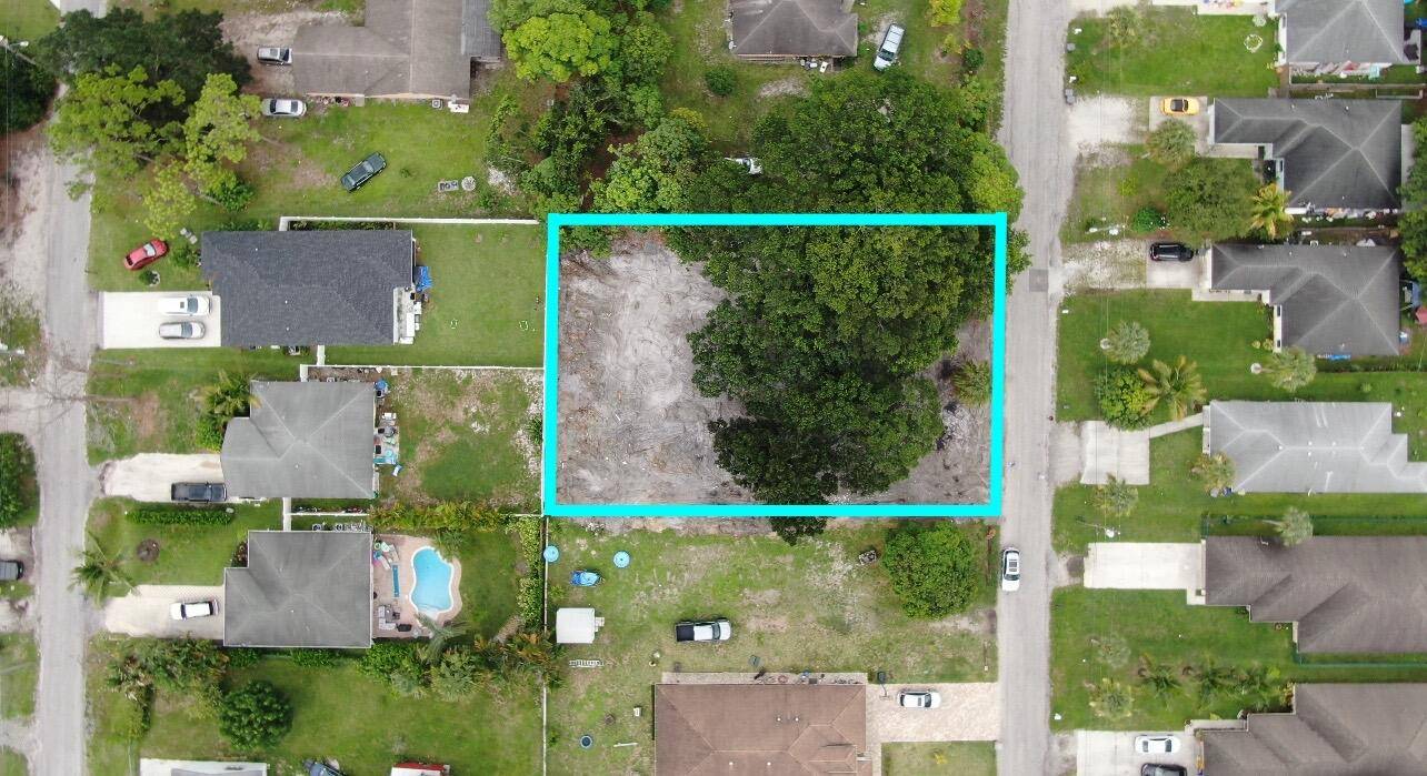 000 Palm Garden ST, Jupiter, FL 33458