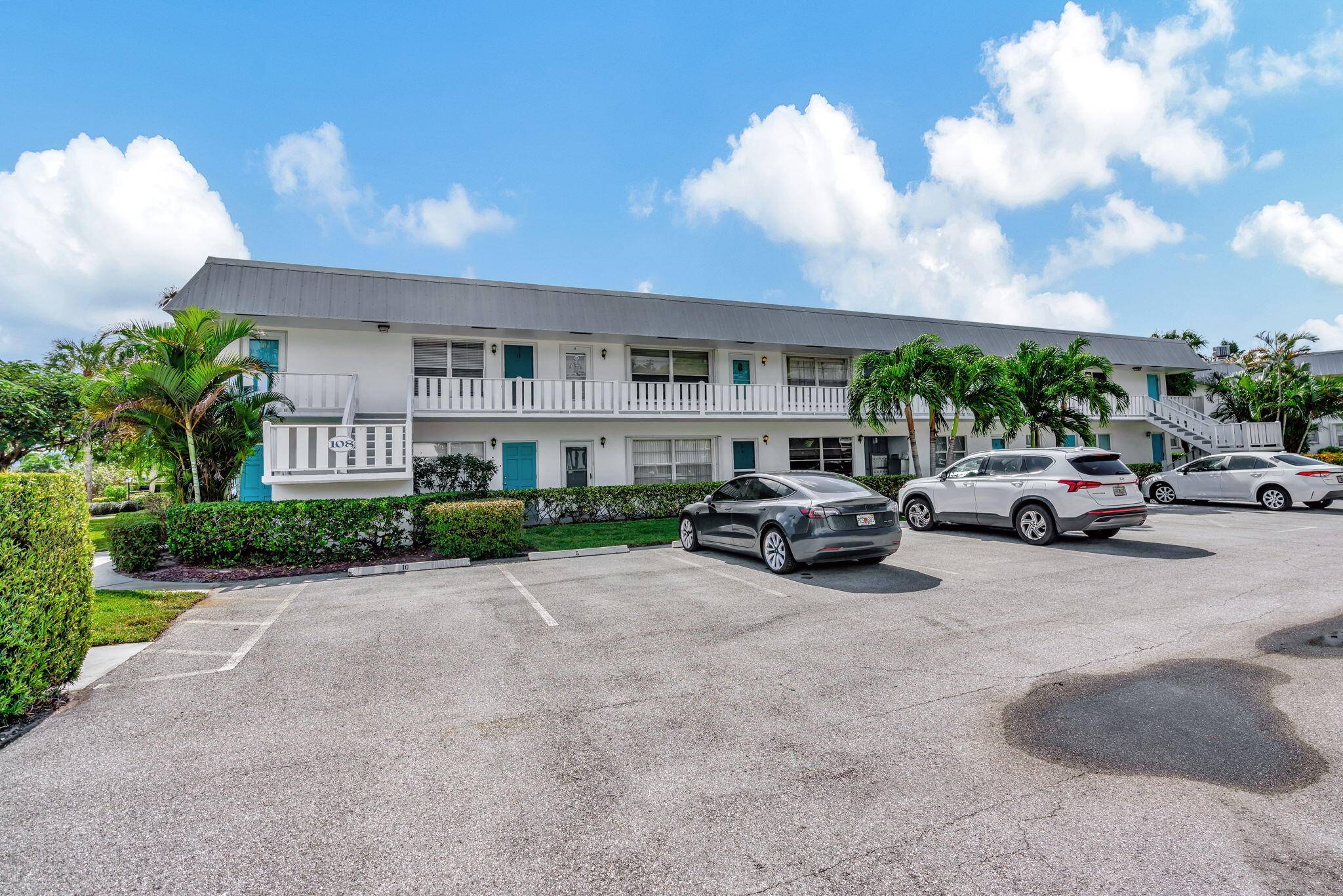2929 SE Ocean BLVD 108-4, Stuart, FL 34996