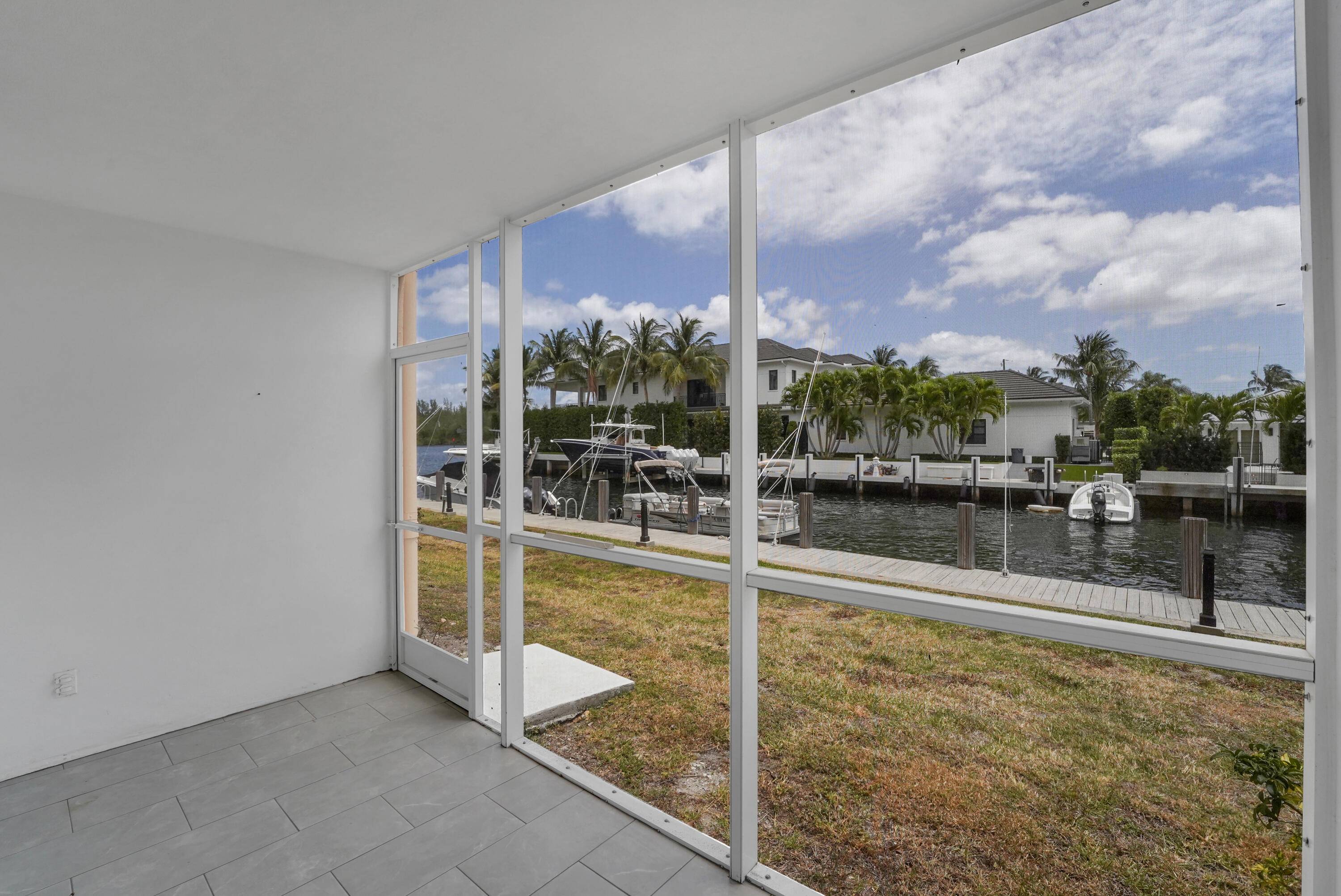 750 NE Spanish River BLVD 102, Boca Raton, FL 33431