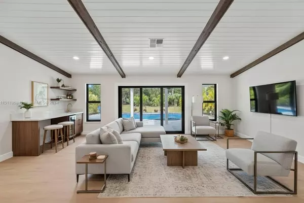 Jupiter, FL 33478,15763 Alexander RUN