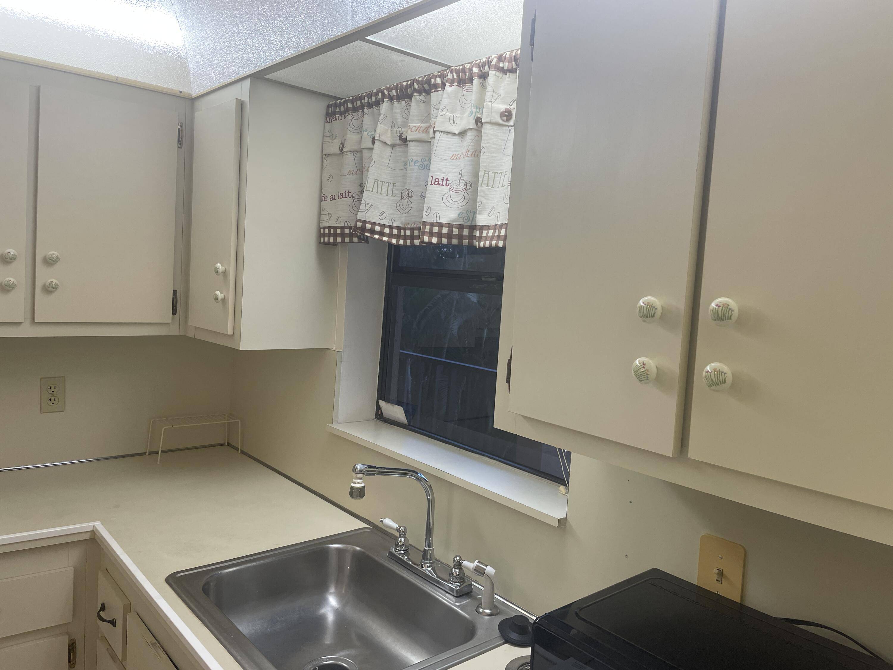 Lake Worth, FL 33467,4760 Lucerne Lakes BLVD 305