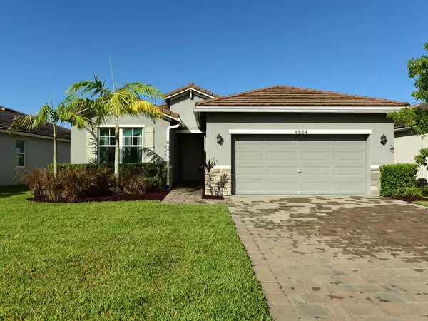 4554 NW King CT, Jensen Beach, FL 34957