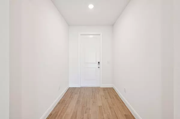 Vero Beach, FL 32966,5665 Hampton Park CIR