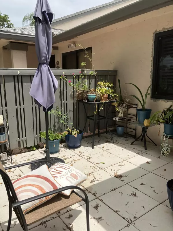Boca Raton, FL 33434,8398 Boca Glades Blvd. E 251