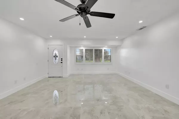 Port Saint Lucie, FL 34983,1124 SE Ladner ST