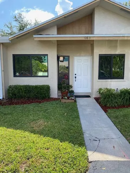 669 Coventry ST 12-C, Boca Raton, FL 33487