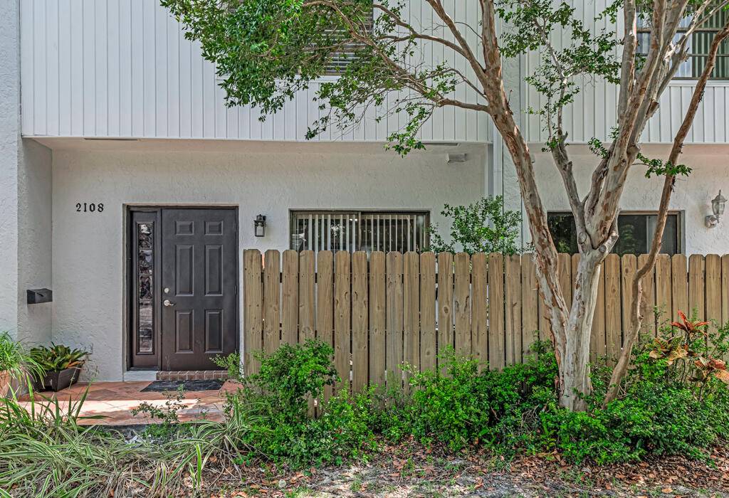 Lighthouse Point, FL 33064,2108 NE 44th ST