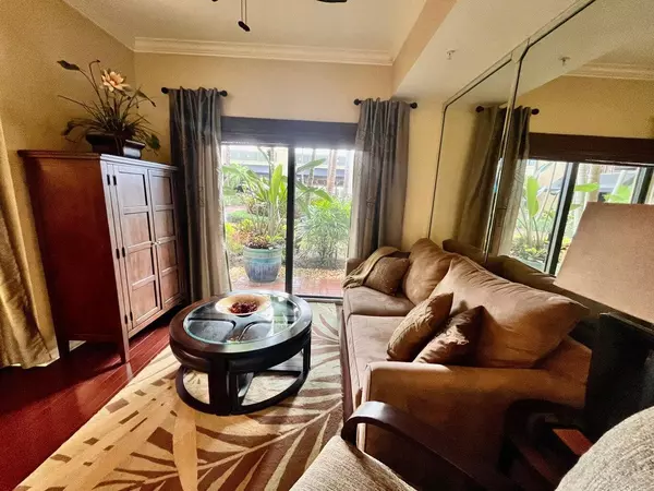 Palm Beach Gardens, FL 33418,4905 Midtown LN 2104