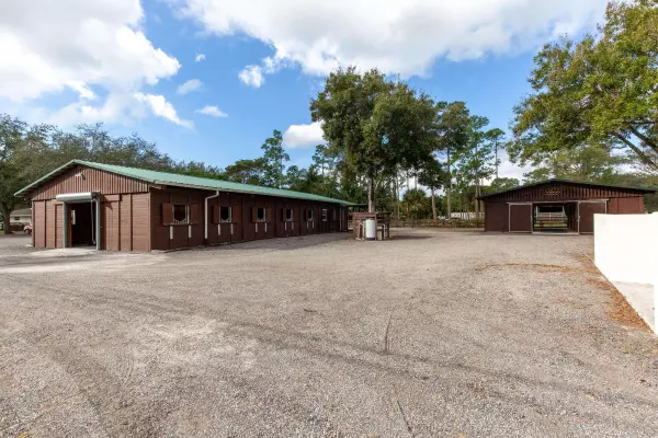 13529 E Citrus DR, Loxahatchee Groves, FL 33470