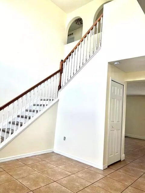 Port Saint Lucie, FL 34953,4313 SW Gagnon RD