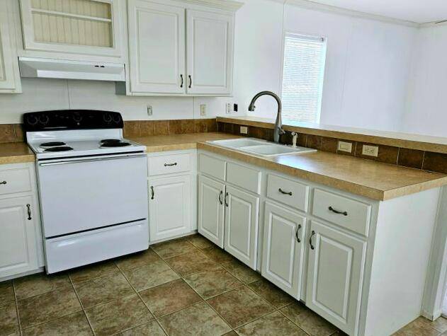 Hypoluxo, FL 33462,6 N E Loafing ST