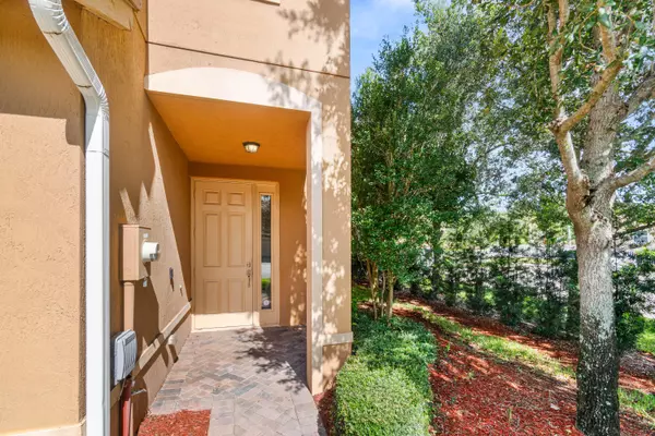 Lake Worth, FL 33463,5957 Monterra Club DR