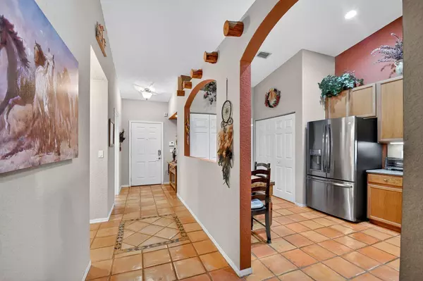 West Palm Beach, FL 33411,9484 Swansea LN