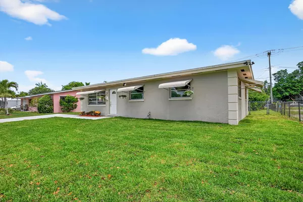 West Palm Beach, FL 33406,4041 Chukker DR