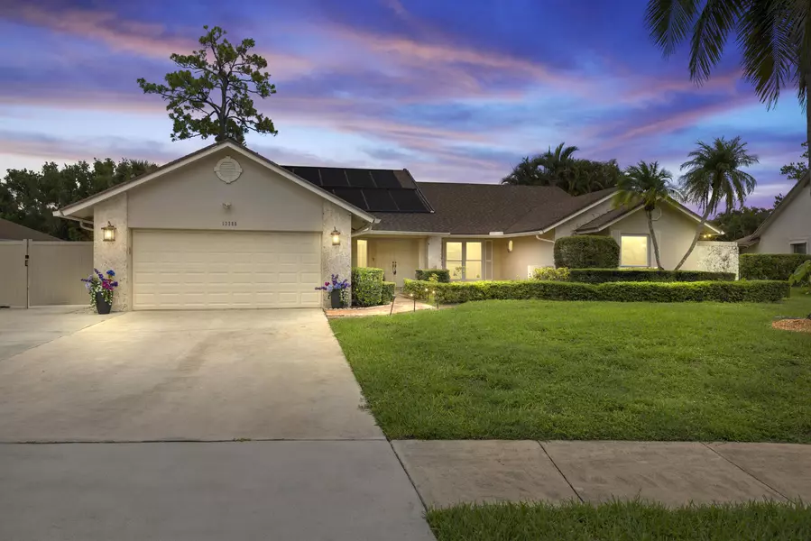13385 Kingsbury DR, Wellington, FL 33414