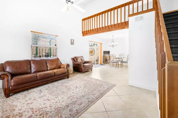Jupiter, FL 33458,353 Maplecrest CIR