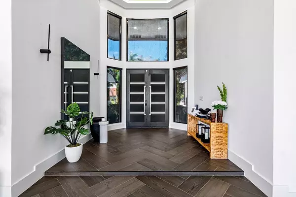 Boca Raton, FL 33487,4825 Bocaire BLVD