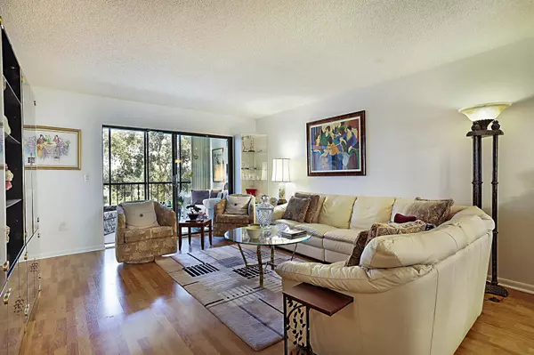 Delray Beach, FL 33484,6037 Pointe Regal CIR 403