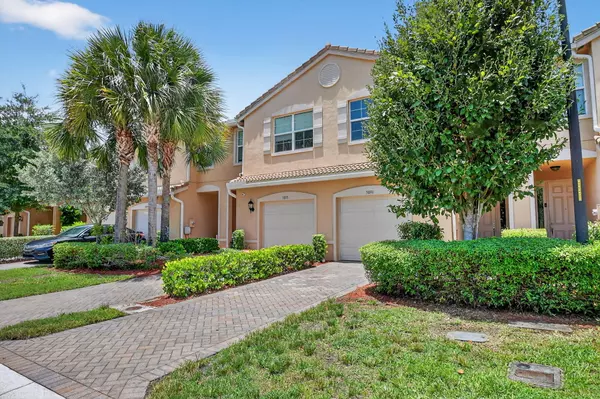 Lake Worth, FL 33463,5891 Monterra Club DR