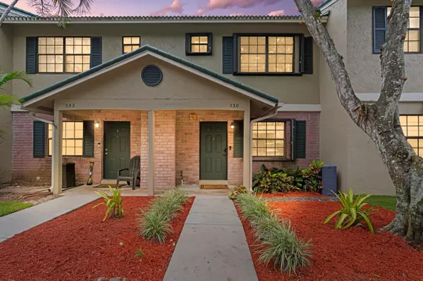 Plantation, FL 33324,530 Westree LN